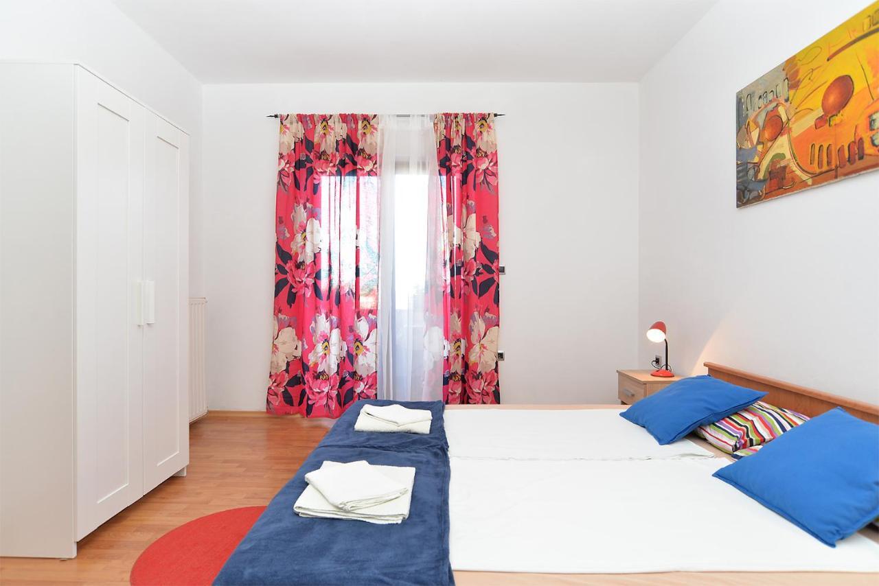 Apartment Puzar 295 Stinjan ภายนอก รูปภาพ