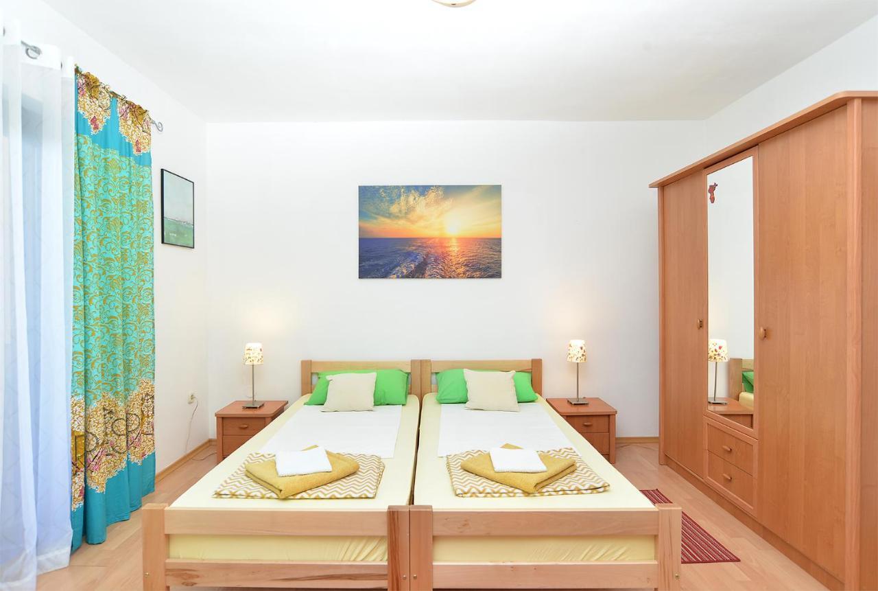 Apartment Puzar 295 Stinjan ภายนอก รูปภาพ