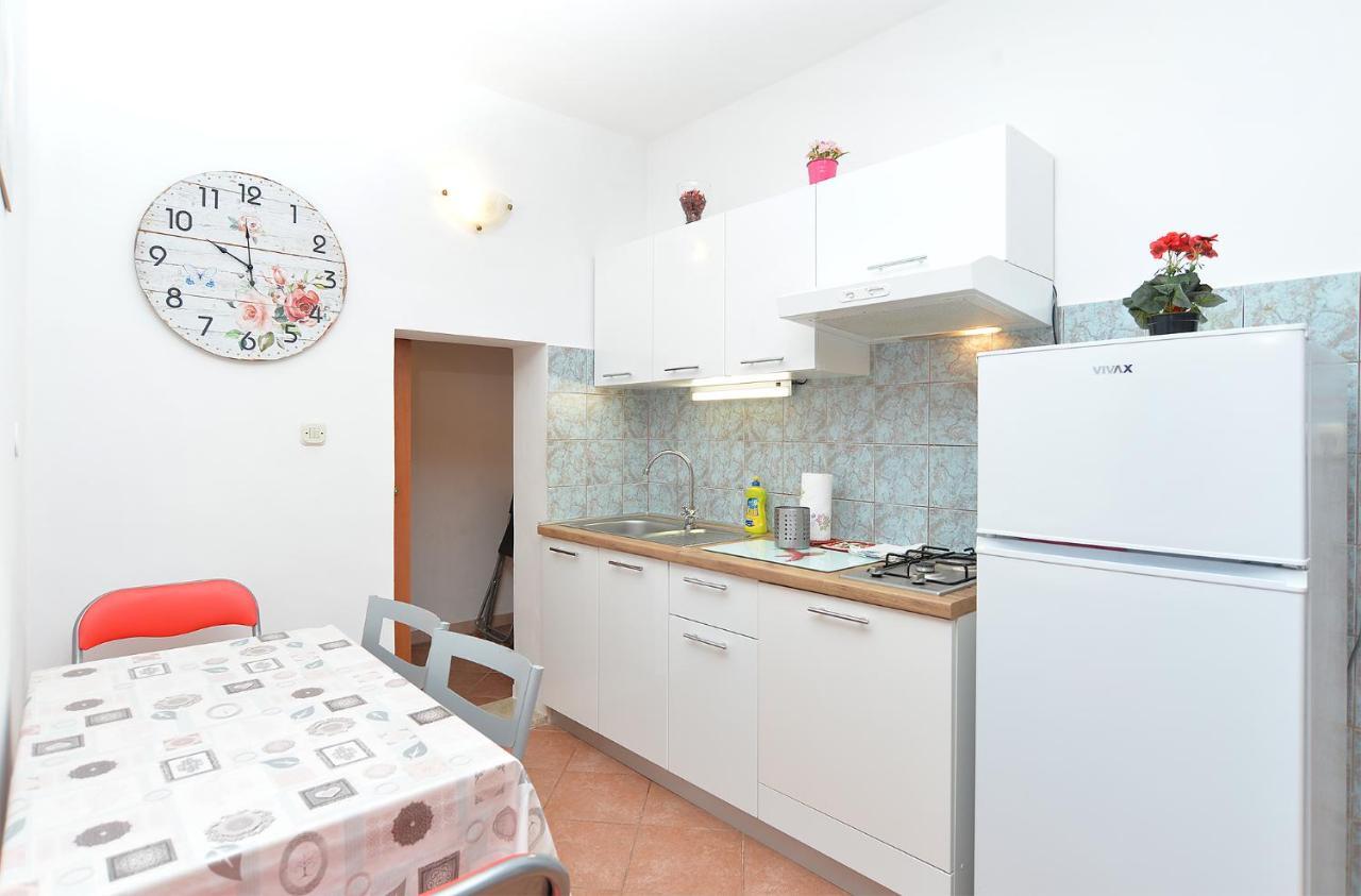 Apartment Puzar 295 Stinjan ภายนอก รูปภาพ