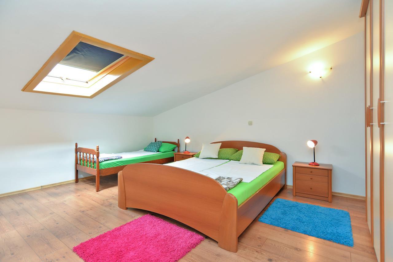 Apartment Puzar 295 Stinjan ภายนอก รูปภาพ