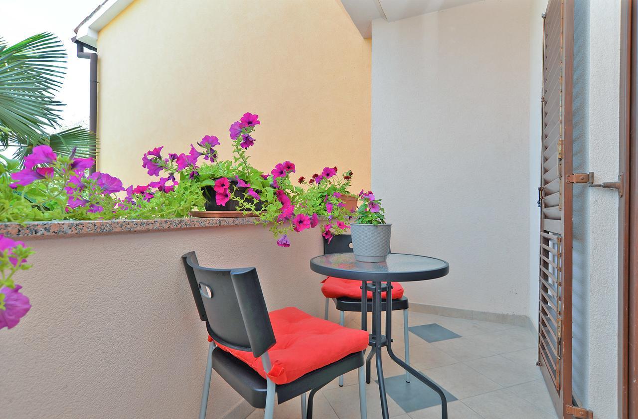 Apartment Puzar 295 Stinjan ภายนอก รูปภาพ