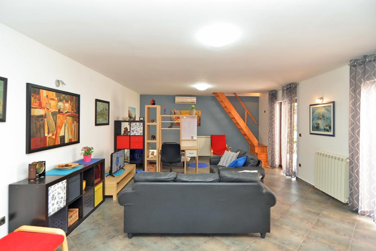 Apartment Puzar 295 Stinjan ภายนอก รูปภาพ
