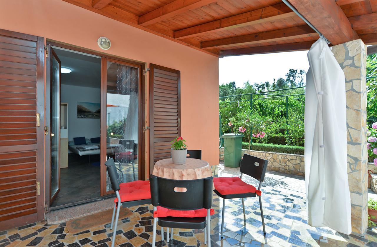 Apartment Puzar 295 Stinjan ภายนอก รูปภาพ